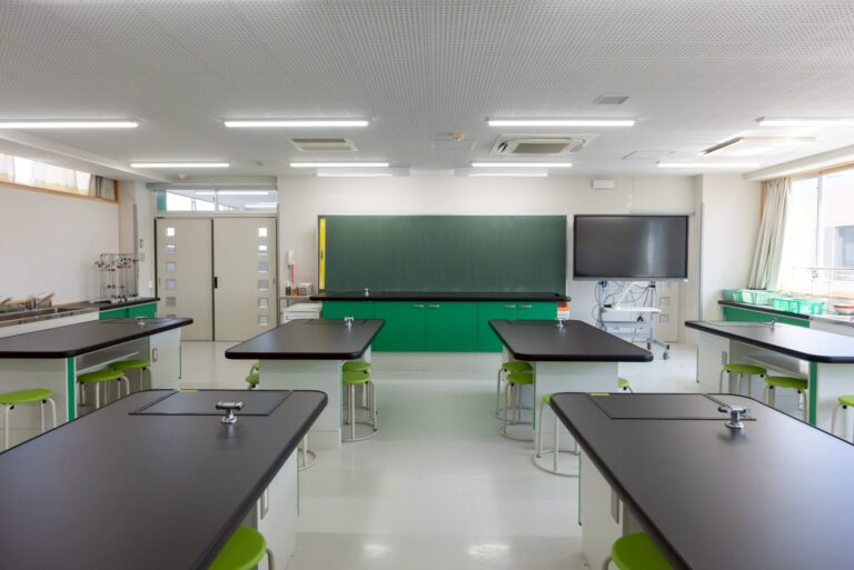 LINE_ALBUM_葛飾区立西小菅小学校建築（増築及び改修）工事_250625_11