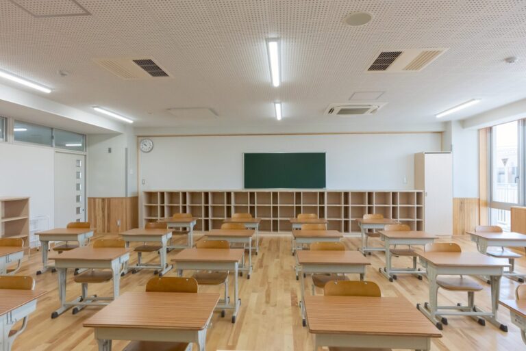 LINE_ALBUM_葛飾区立西小菅小学校建築（増築及び改修）工事_250625_3