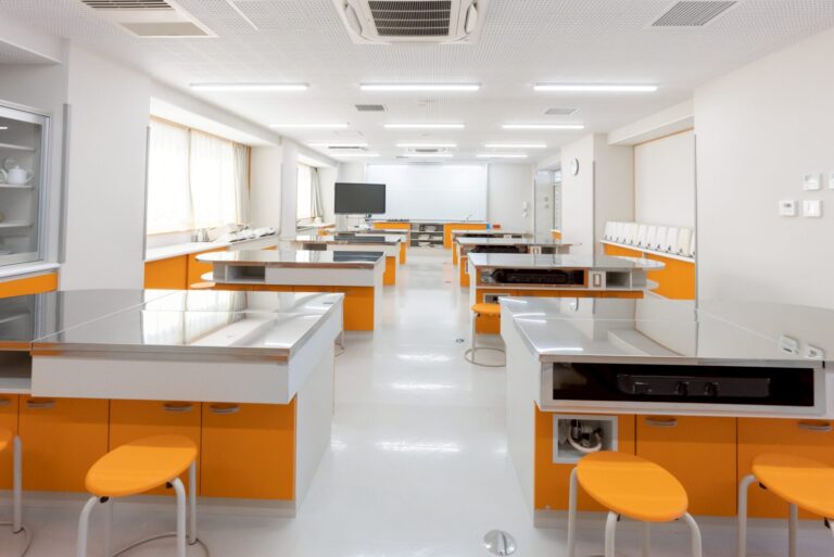 LINE_ALBUM_葛飾区立西小菅小学校建築（増築及び改修）工事_250625_8